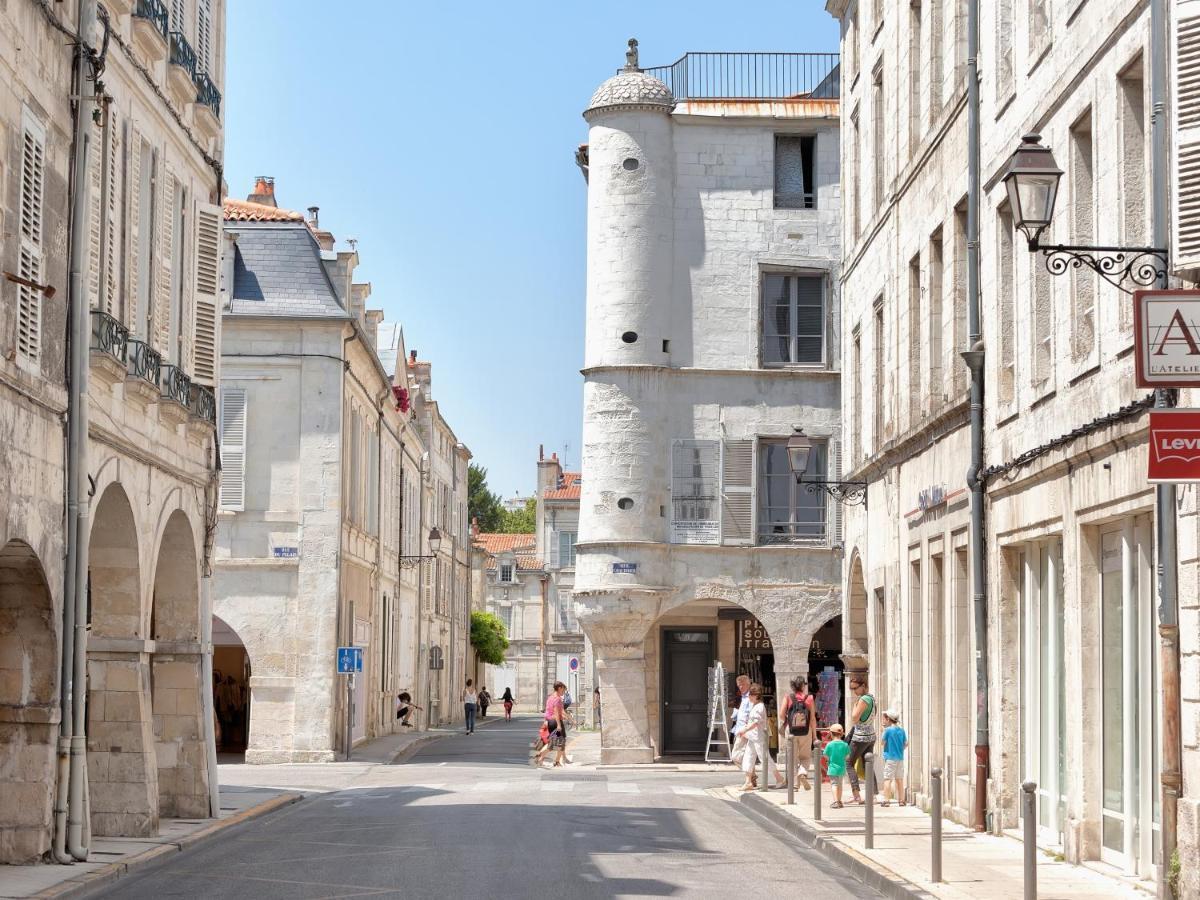 Cour Des Dames Bed & Breakfast La Rochelle  Bagian luar foto