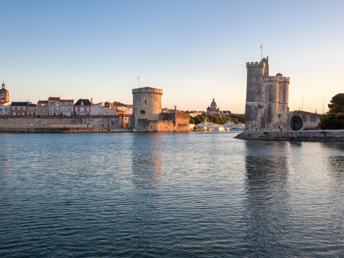 Cour Des Dames Bed & Breakfast La Rochelle  Bagian luar foto