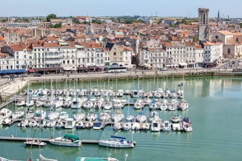 Cour Des Dames Bed & Breakfast La Rochelle  Bagian luar foto